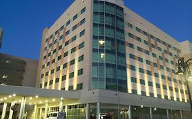 Doubletree By Hilton Hotel Reading